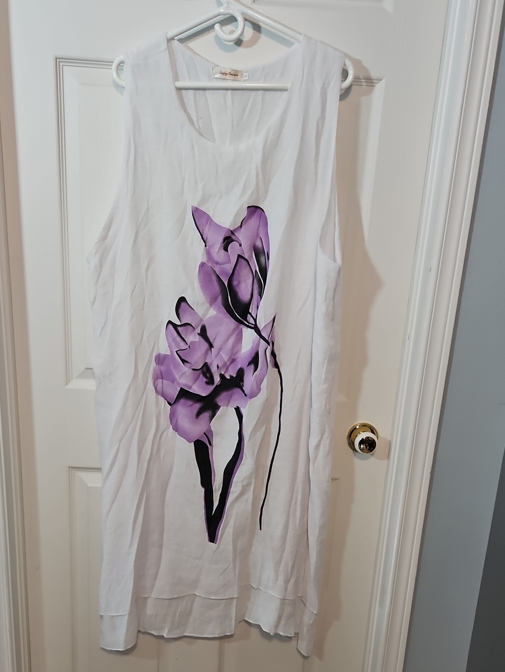 Simply Couture White Sleeveless Dress with Purple Floral Print